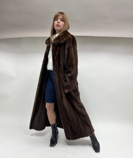 Real brown mink premium lavish mink fur long collared coat in supple Demi buff pelts. Stunning let out stroller.Luxury gift for her.