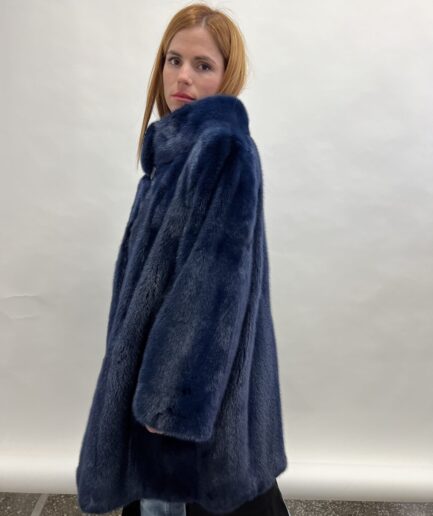 Real navy blue mink premium lavish mink fur collared coat. Beautiful Saga velvet fur let out stroller.Fur in a budget.