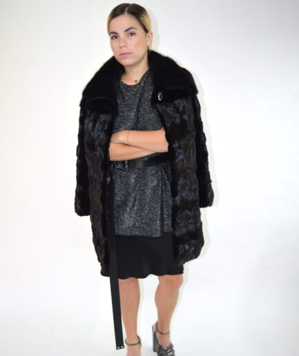 Mink new fur jacket, black mink fur coat, genuine mink fur stroller. Genuine fur pelt mink. Black solid mink fur big collar. Mink fur pelt.