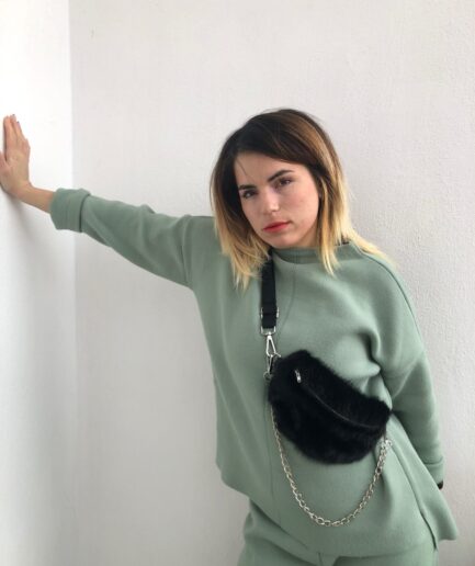 Real mink fur bumbag in black with chain and zipper, wearable on waist, back or shoulder. Soft and lined fanny mink fur bag. Luxury gift