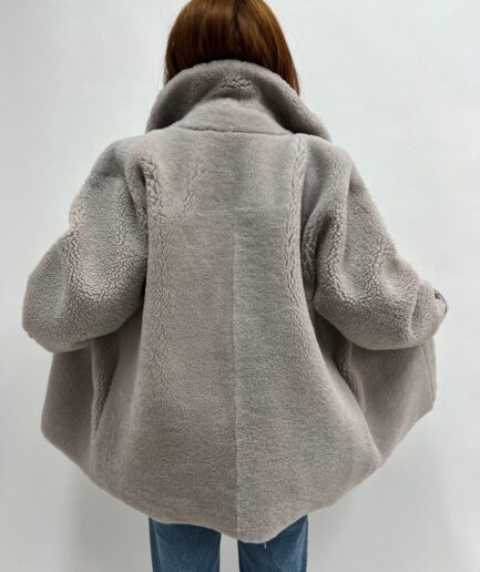 Real sheepskin light grey fur double face jacket with grey nappa.Boxy shearling fur overshirt easy to wear, modern and warm Luxury fur gift.