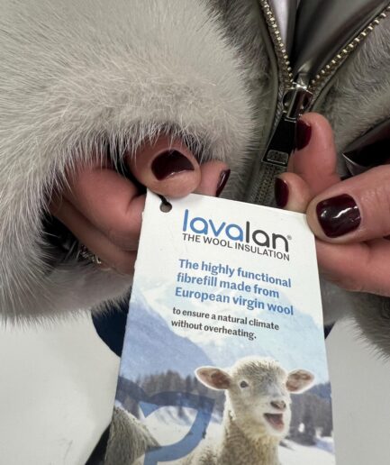 Real Arctic white mink with Lila puffer lavalan genuine wool-filling reversible jacket.Super warm supple mink full skin fur.