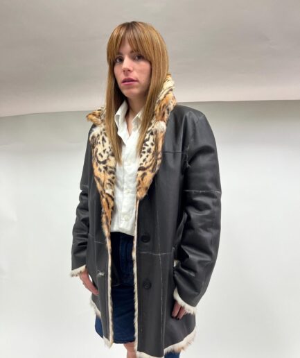 Real brown reversible rabbit fur with leopard print. Dyed with leopard stamp, lightweight, warm and edgy style jacket.Fur in a budget.