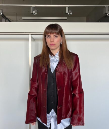 Genuine hair-on cherry leather coat, real cavallino hide transitional jacket. Luxurious lightweight calf jacket with buttons and lining.