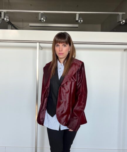 Genuine hair-on cherry leather coat, real cavallino hide transitional coat. Luxurious lightweight calf jacket with buttons and lining.