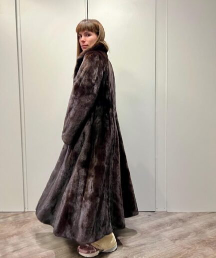 Real mahogany let out godet mink superior fur long coat in supple male pelts with fur hooks closure. Stunning Luxury gift for her.